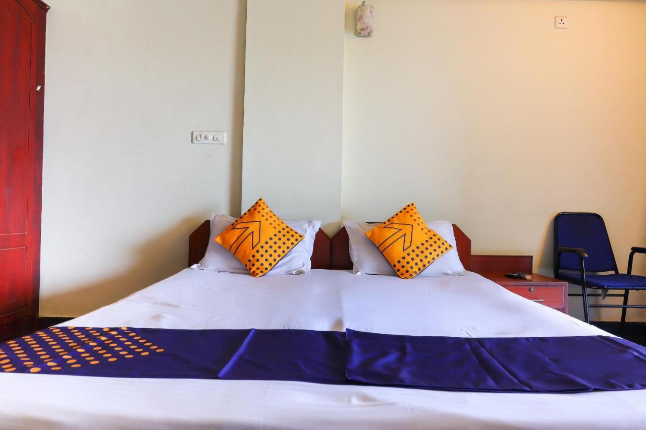 SPOT ON 64230 Killi Tourist Home Thiruvananthapuram Exterior foto